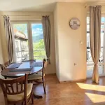 Διαμέρισμα Bojurland Apartment, *