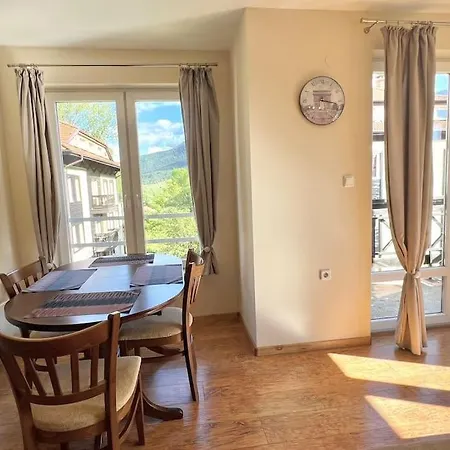 Apartman Bojurland Apartment, *